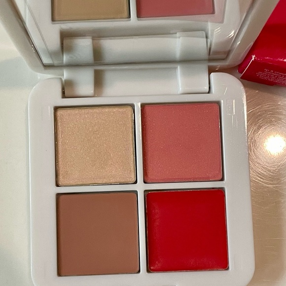 RMS Beauty lip to cheek glow - Picture 2 of 3